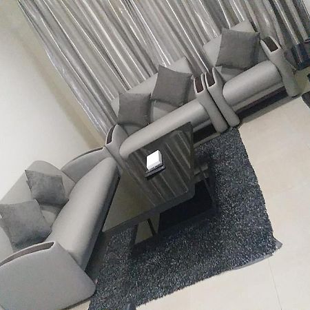 Reef Hotel Aparts Ajman Bagian luar foto