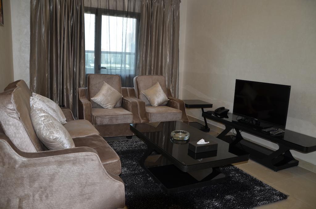 Reef Hotel Aparts Ajman Ruang foto
